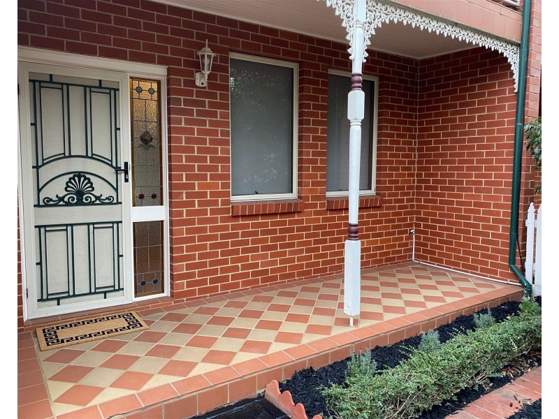 33 Hartley Crescent, Greenvale VIC 3059