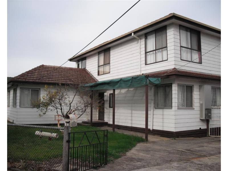 19 Curtain St, Kingsbury VIC 3083