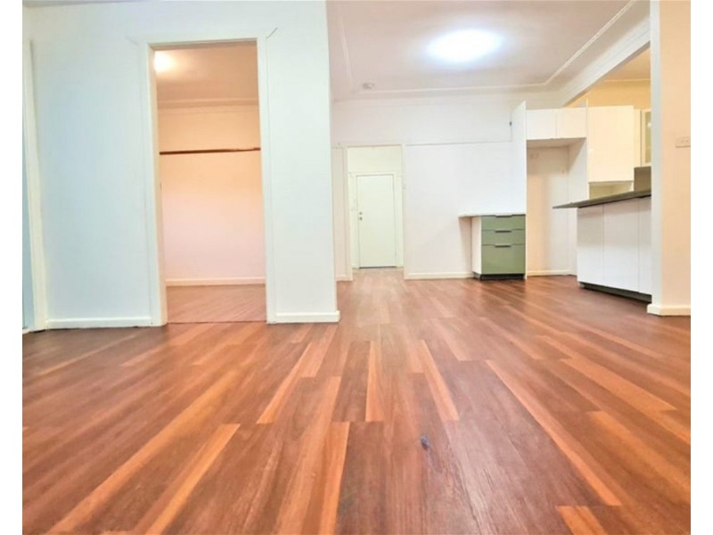 16 Fulton Avenue, Wentworthville NSW 2145