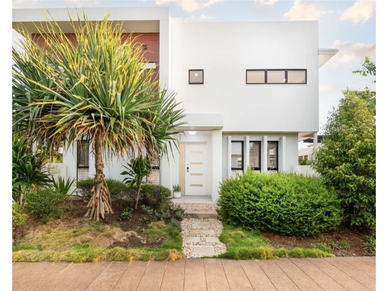 Hope Island QLD 4212