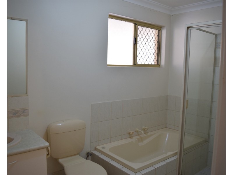 2/67 Mallard Way, Cannington WA 6107