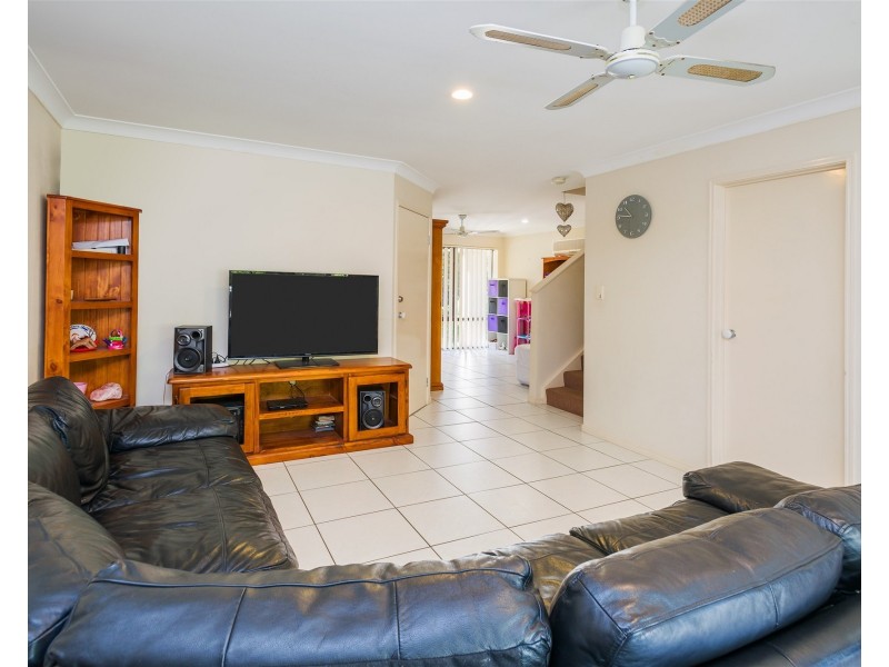 25/13 Hervey Street, Pacific Pines QLD 4211