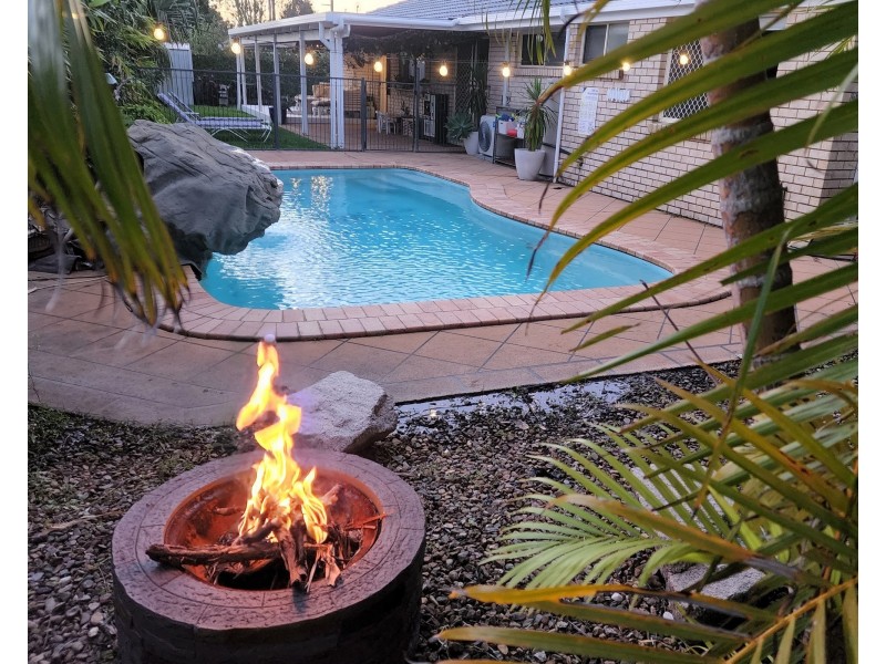 4 Creekside Boulevard, Currimundi QLD 4551