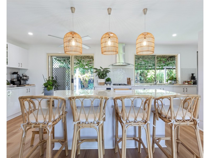 4 Creekside Boulevard, Currimundi QLD 4551