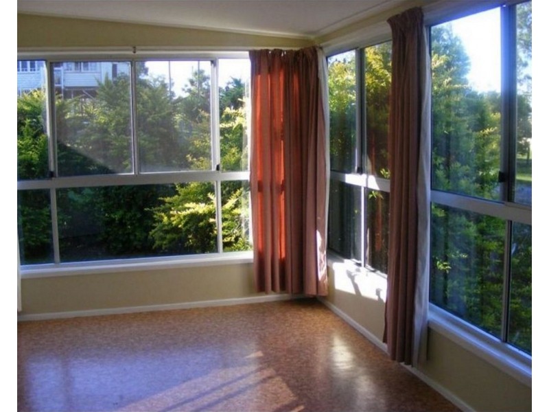 8 Grenfell street, Tiaro QLD 4650