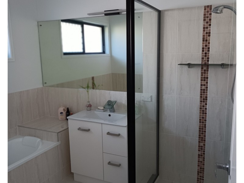 12 Morgan circuit, Urraween QLD 4655