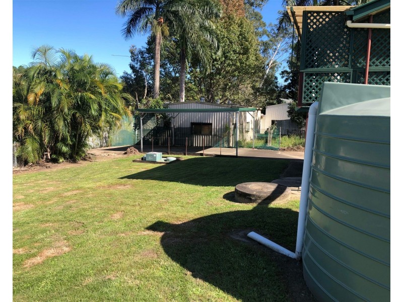 6 Stark Lane, Forest Glen QLD 4556