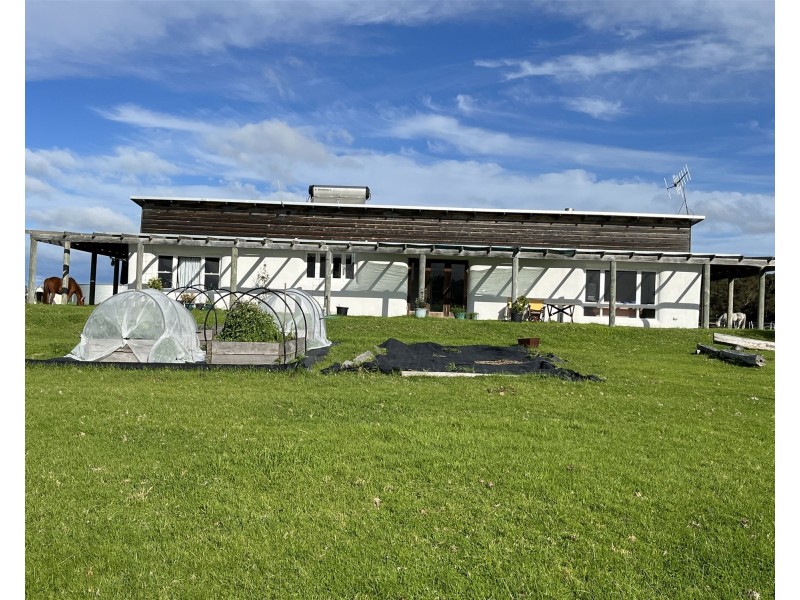 1575 Redmond West Road, Redmond West WA 6327