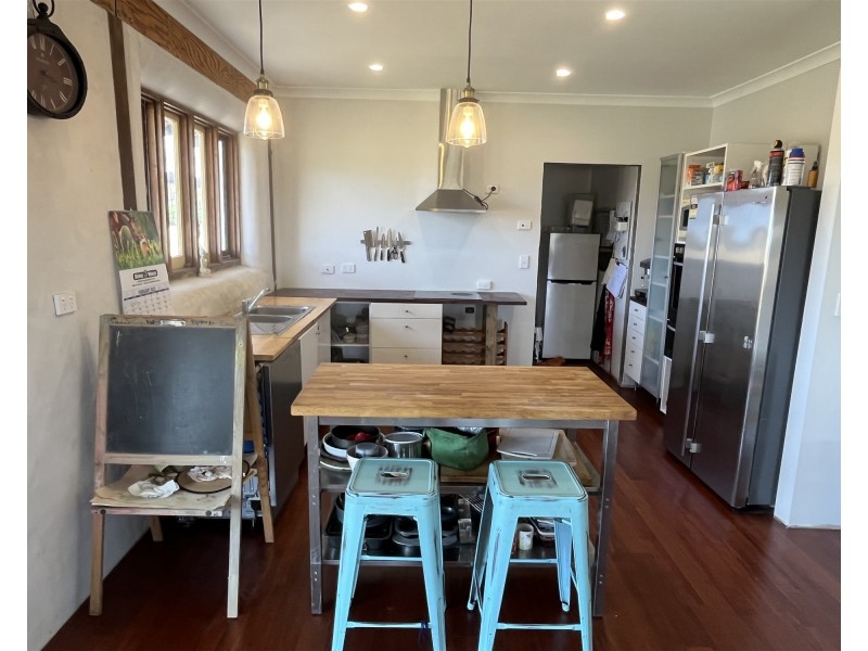 1575 Redmond West Road, Redmond West WA 6327