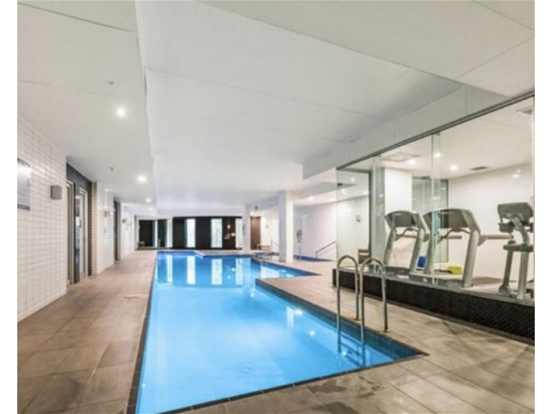 25/15 Beach Road, Hampton VIC 3188