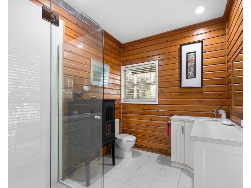 11 Gumleaf Close, Doonan QLD 4562
