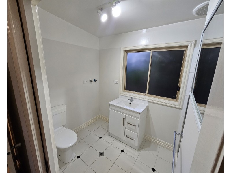 49B Sellick Drive, Croydon VIC 3136