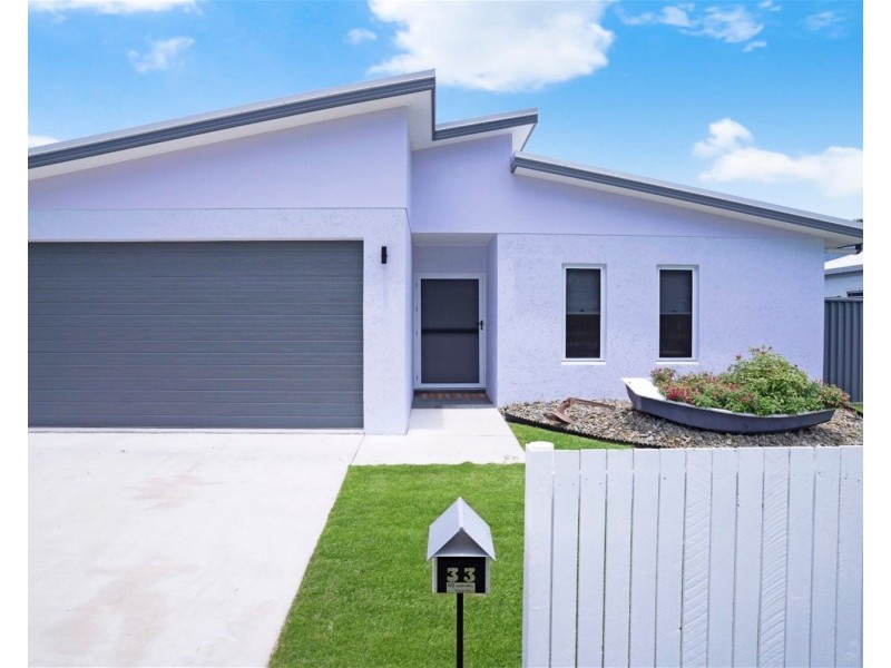 33 Wattle Street, Yorkeys Knob QLD 4878