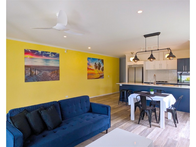 33 Wattle Street, Yorkeys Knob QLD 4878