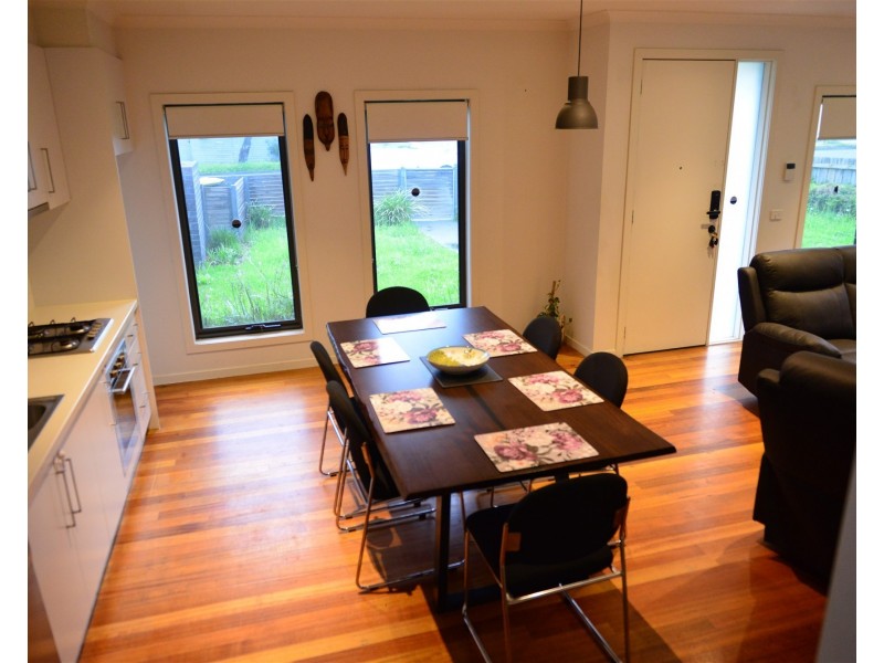 1/880 Pascoe Vale Rd, Glenroy VIC 3046