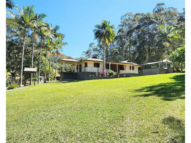 64 Atkinson Road, Kiamba QLD 4560