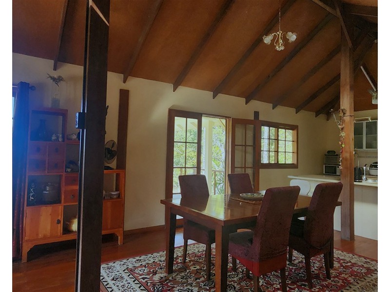 64 Atkinson Road, Kiamba QLD 4560