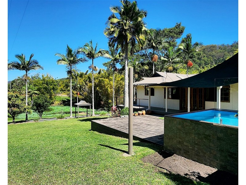 64 Atkinson Road, Kiamba QLD 4560