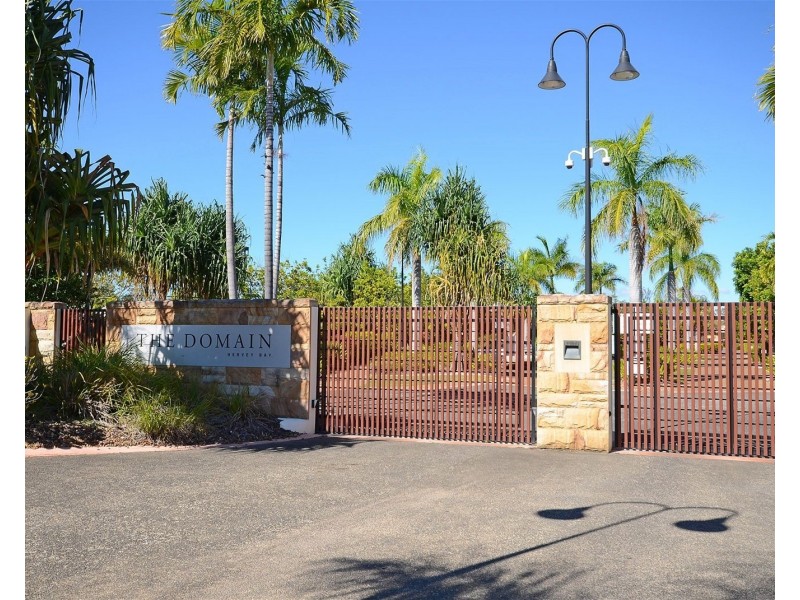 127/230 Pulgul Street, Urangan QLD 4655