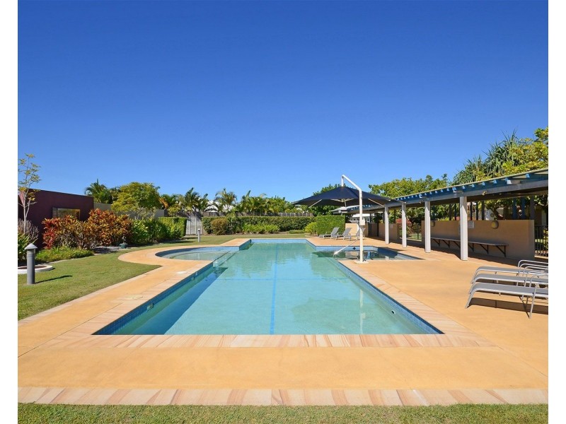 127/230 Pulgul Street, Urangan QLD 4655