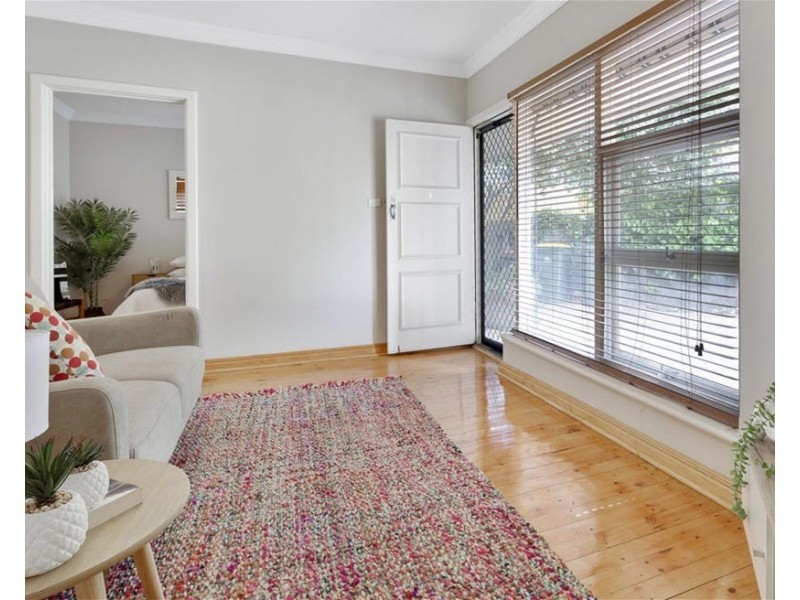 5/8 MacFarlane street, Glenelg North SA 5045