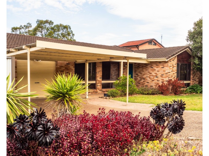 4 Lydon Crescent, West Nowra NSW 2541