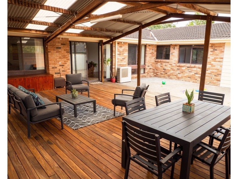 4 Lydon Crescent, West Nowra NSW 2541