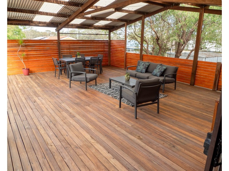 4 Lydon Crescent, West Nowra NSW 2541