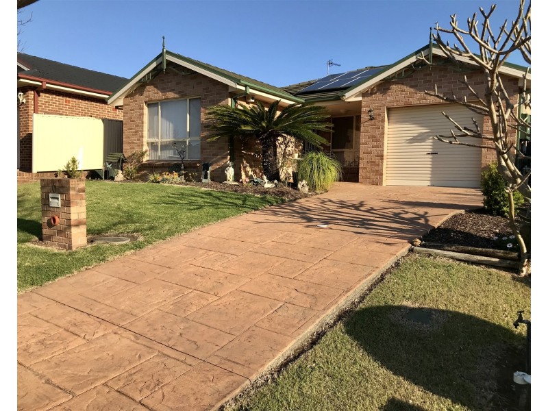 6 Kerang Court, Horsley NSW 2530