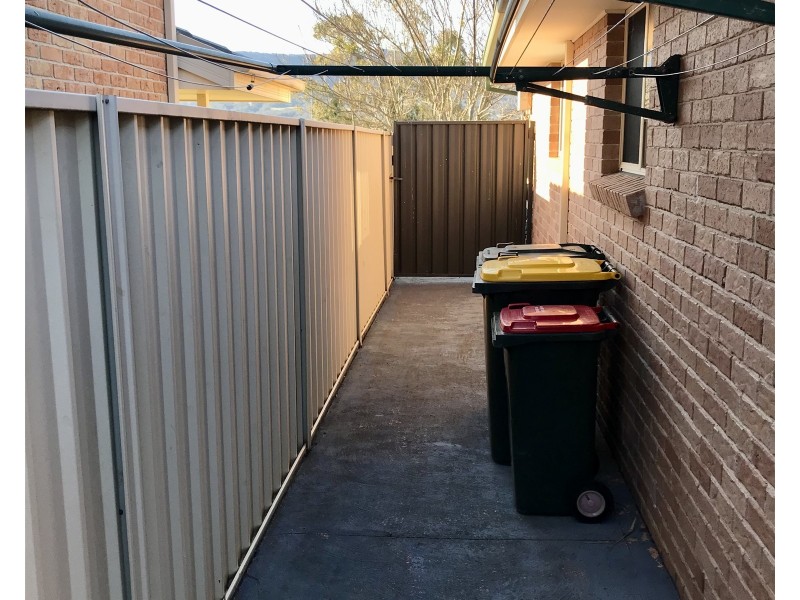 6 Kerang Court, Horsley NSW 2530