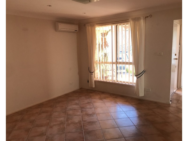 6 Kerang Court, Horsley NSW 2530