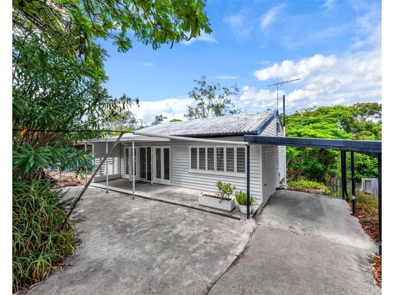 9  Napier Street, Carina Heights QLD 4152