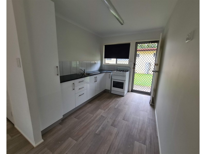 6/44 Defiance Road, Logan Central QLD 4114