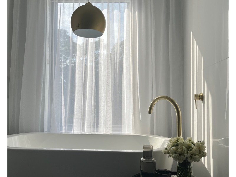 390  Simpsons road, Bardon QLD 4065