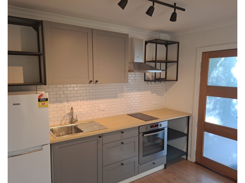 43  Mountbatten Rd, Bellevue Heights SA 5050