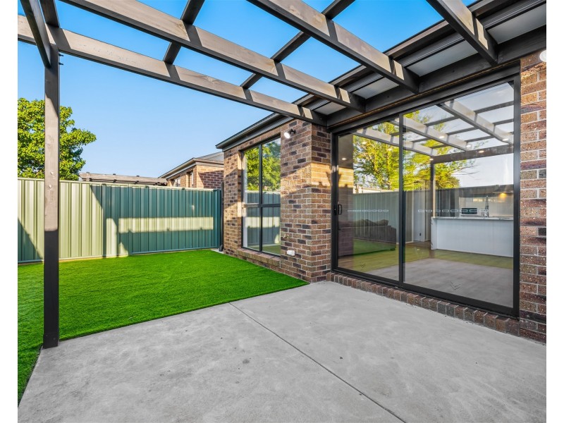19 Stallion Place, Sebastopol VIC 3356