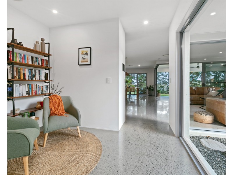 19 Coolwater Place, Rosemount QLD 4560