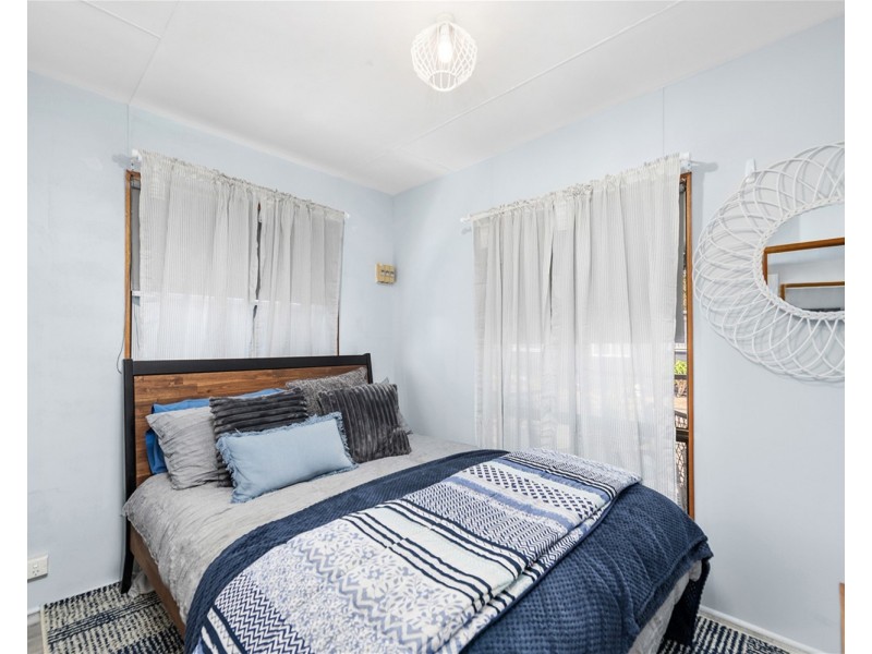 43 Frangipani Avenue, Green Point NSW 2251
