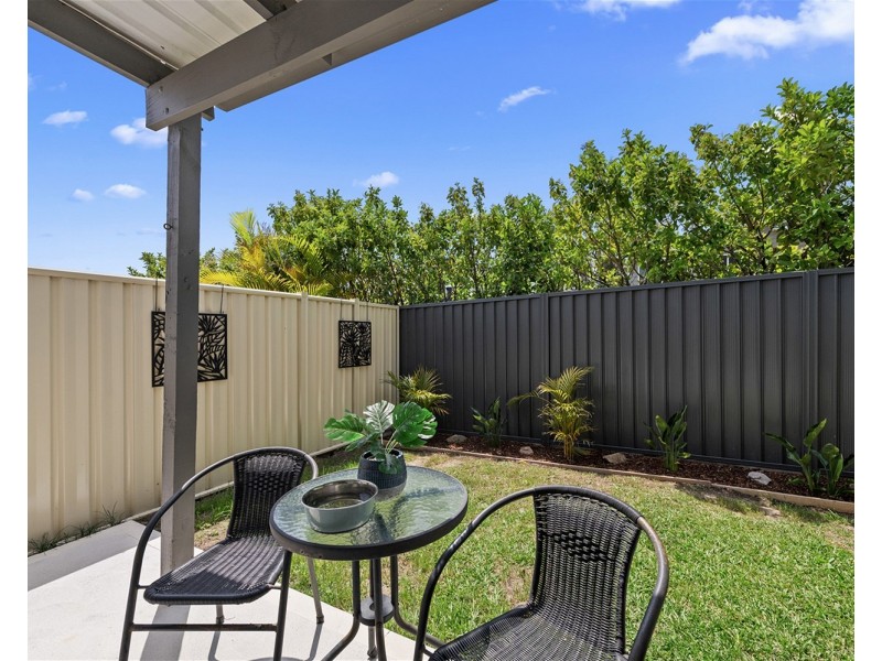 43 Frangipani Avenue, Green Point NSW 2251