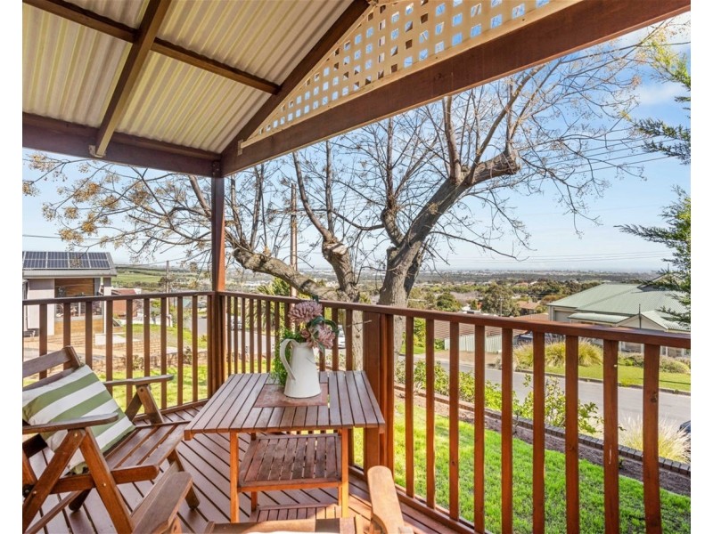 8 Darwendale Street, Huntfield Heights SA 5163