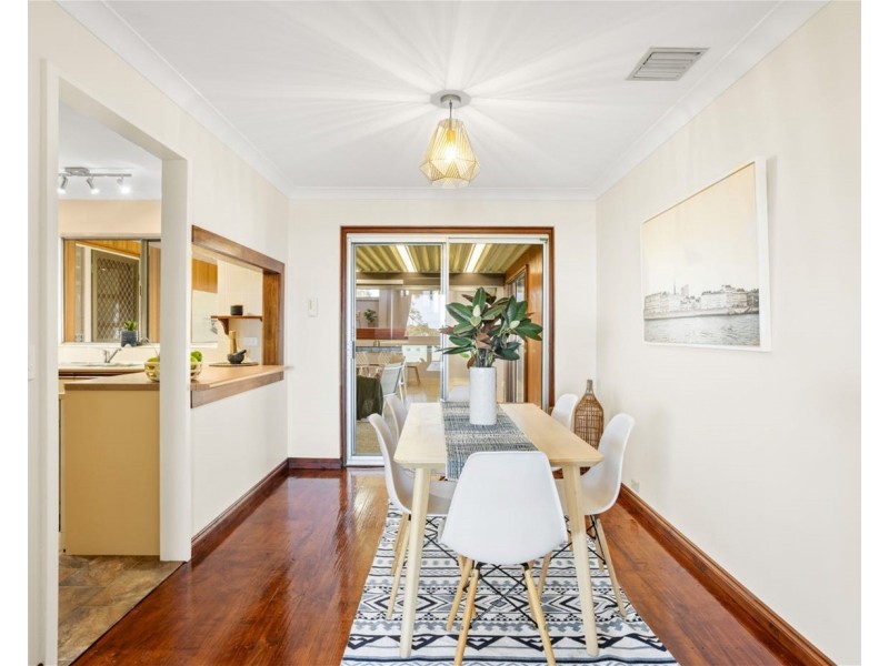 8 Darwendale Street, Huntfield Heights SA 5163