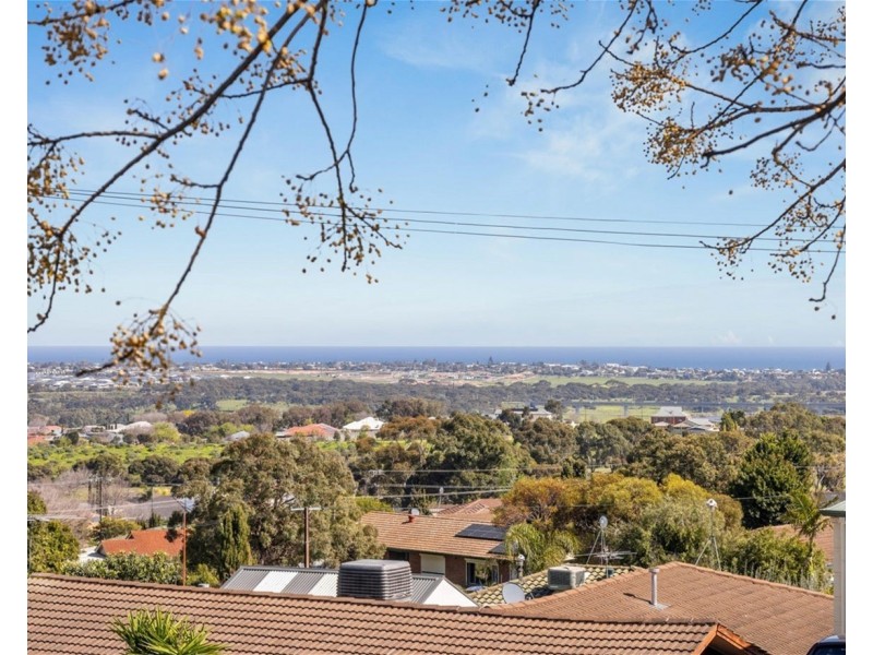 8 Darwendale Street, Huntfield Heights SA 5163