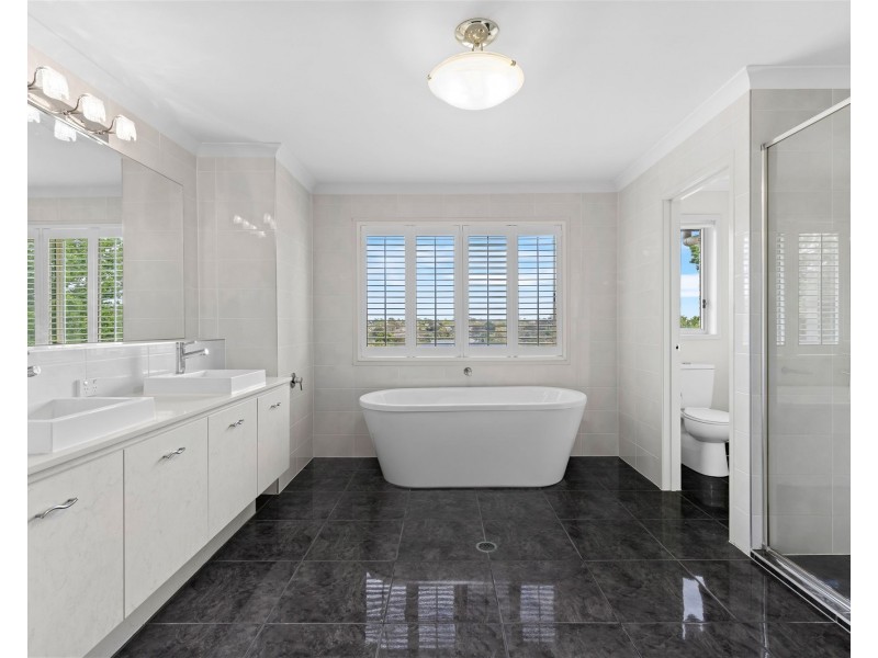 83 Highfield Street, Durack QLD 4077