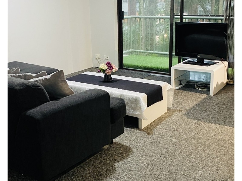 23/6-12  Hindmarsh Avenue, North Wollongong NSW 2500