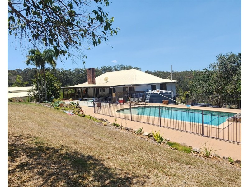 86 Atkinson Road, Kiamba QLD 4560