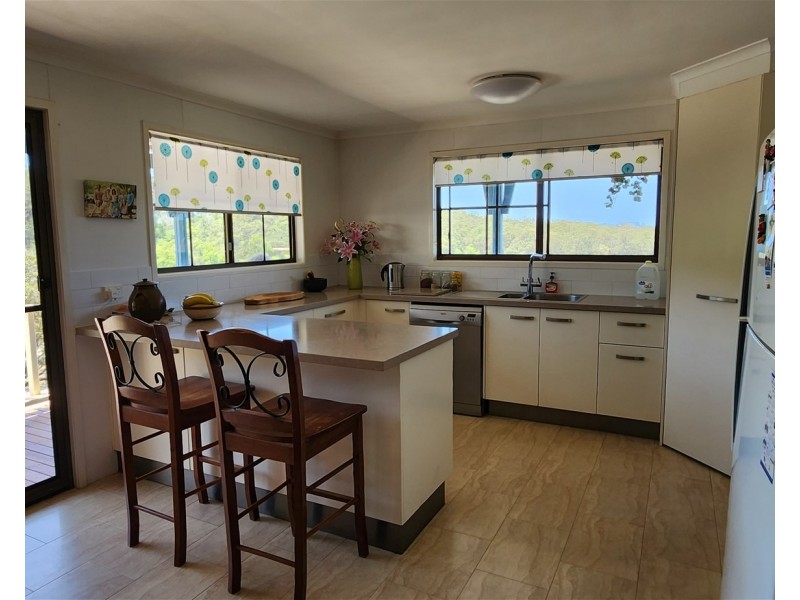 86 Atkinson Road, Kiamba QLD 4560