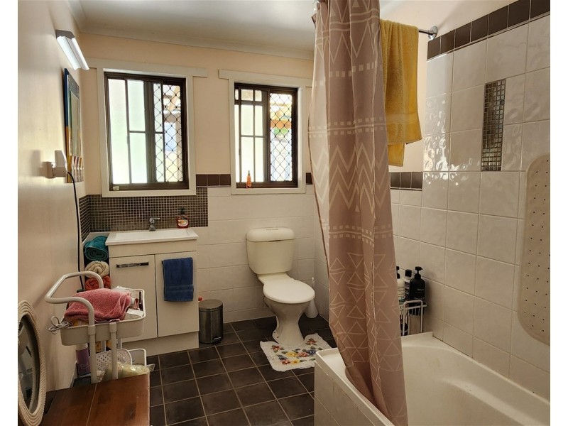 86 Atkinson Road, Kiamba QLD 4560