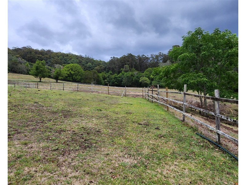 86 Atkinson Road, Kiamba QLD 4560