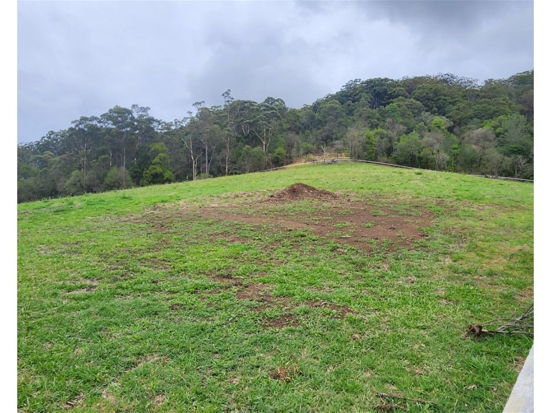 86 Atkinson Road, Kiamba QLD 4560