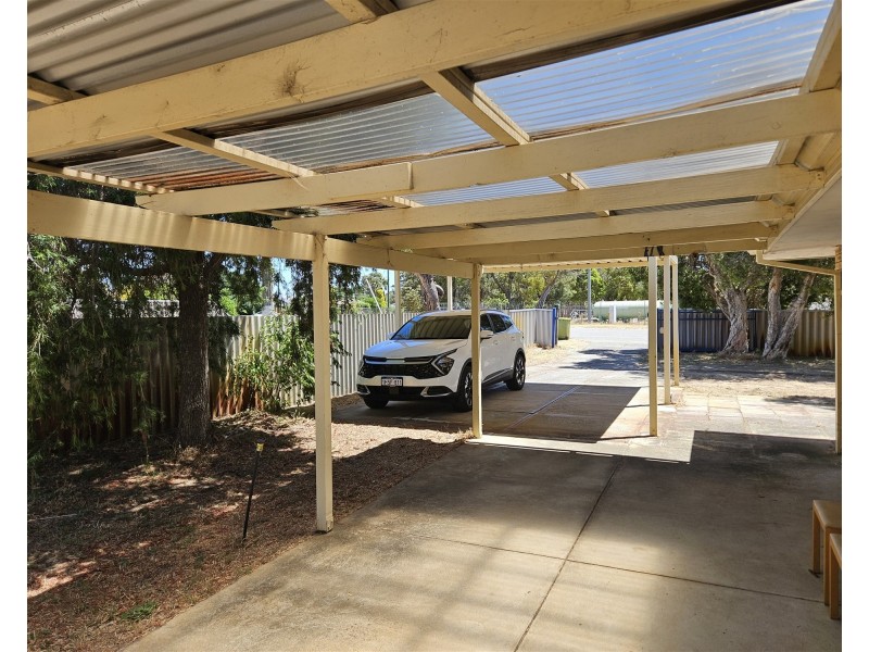 16 Carcoola Avenue, Pinjarra WA 6208